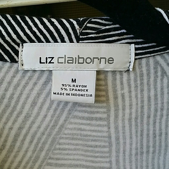 Liz Clairbone Black and White blouse. Sz M - Picture 3 of 5